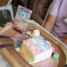 DIY Cake Painting Café Experience