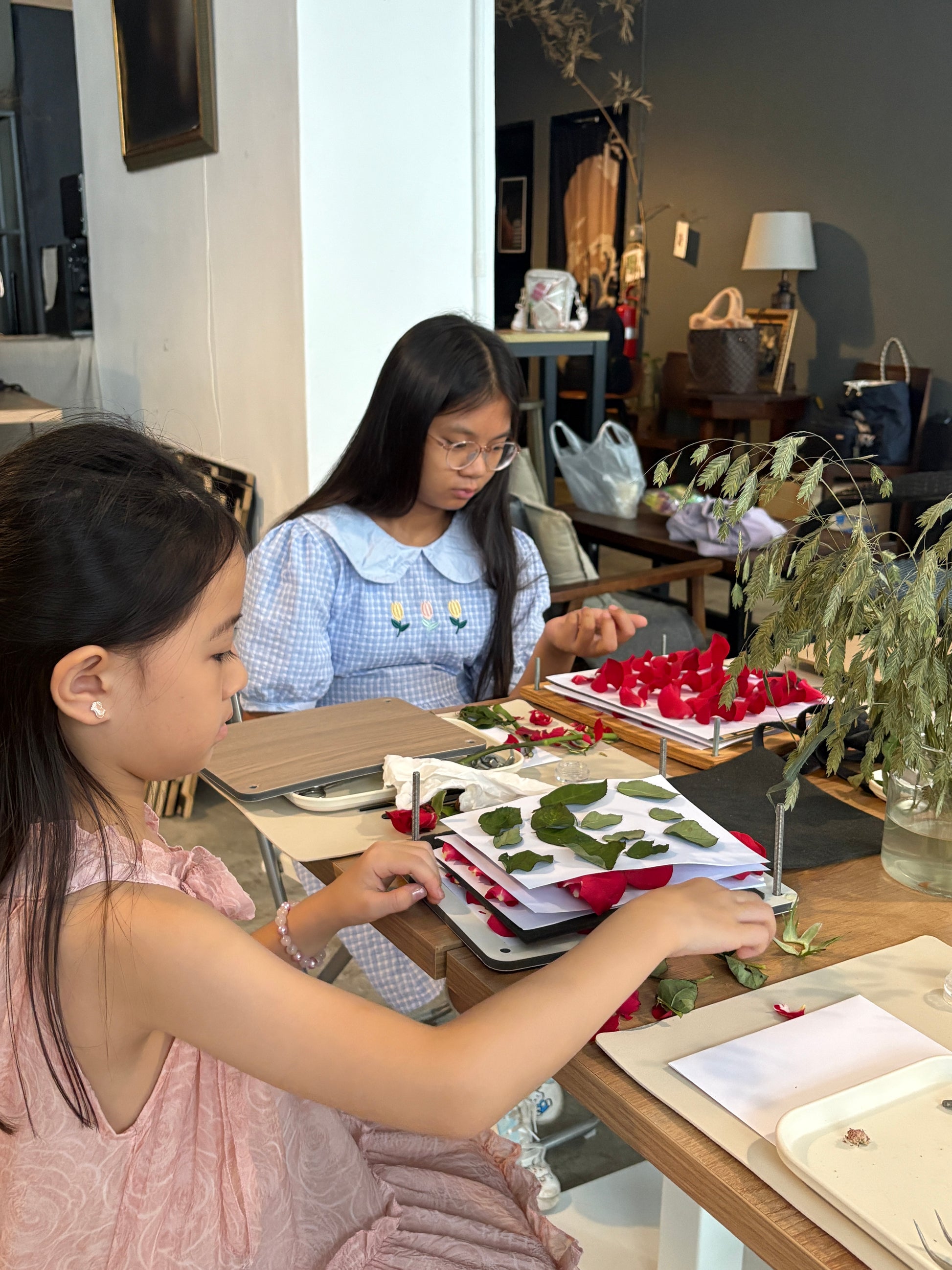 Little Botanists: A Pressed Flower Art Experience