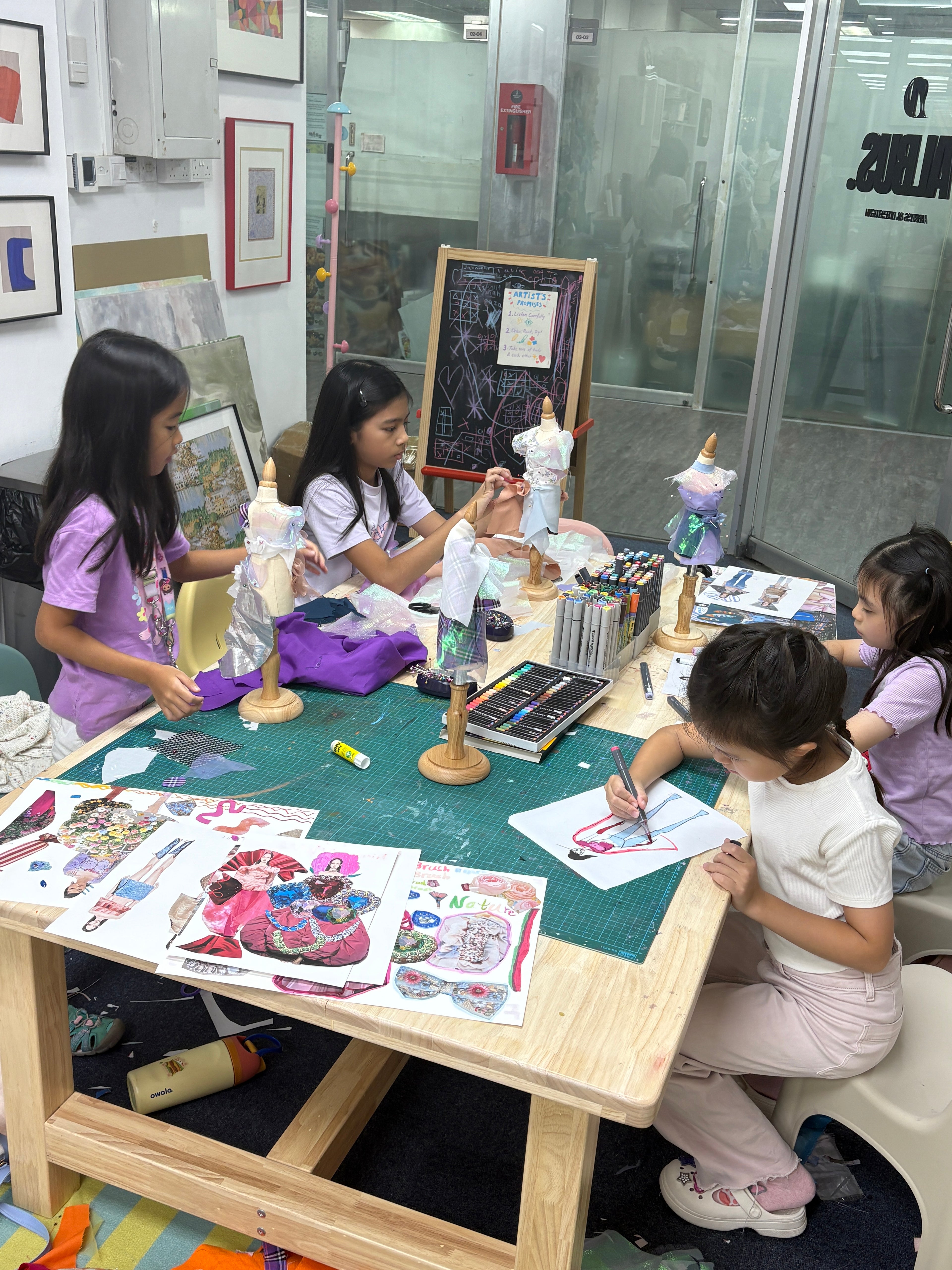 Be a Little Fashion Creator - Collage & Draping Fun