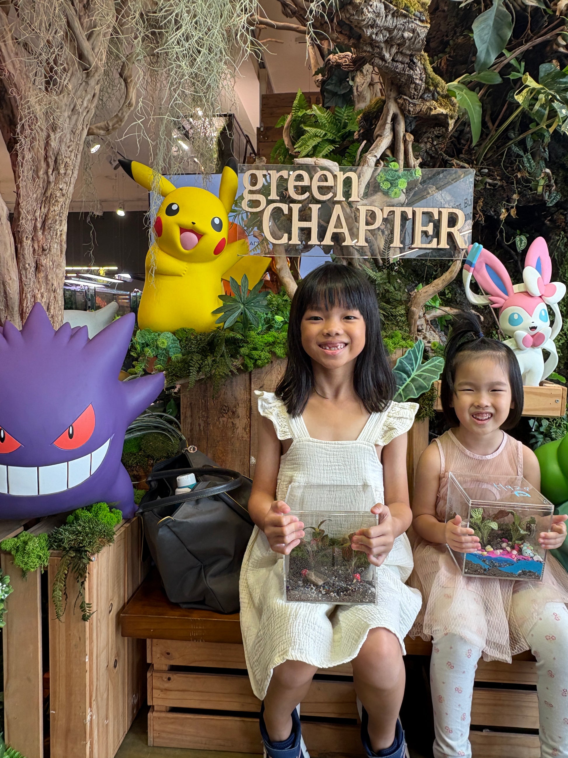 Build Your Own Moss Terrarium + Goldfish Scooping