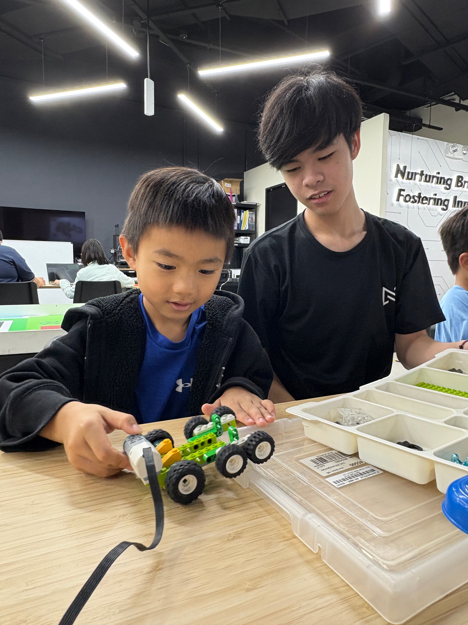 Stem Discovery for Explorers (Ages 7 to 8)
