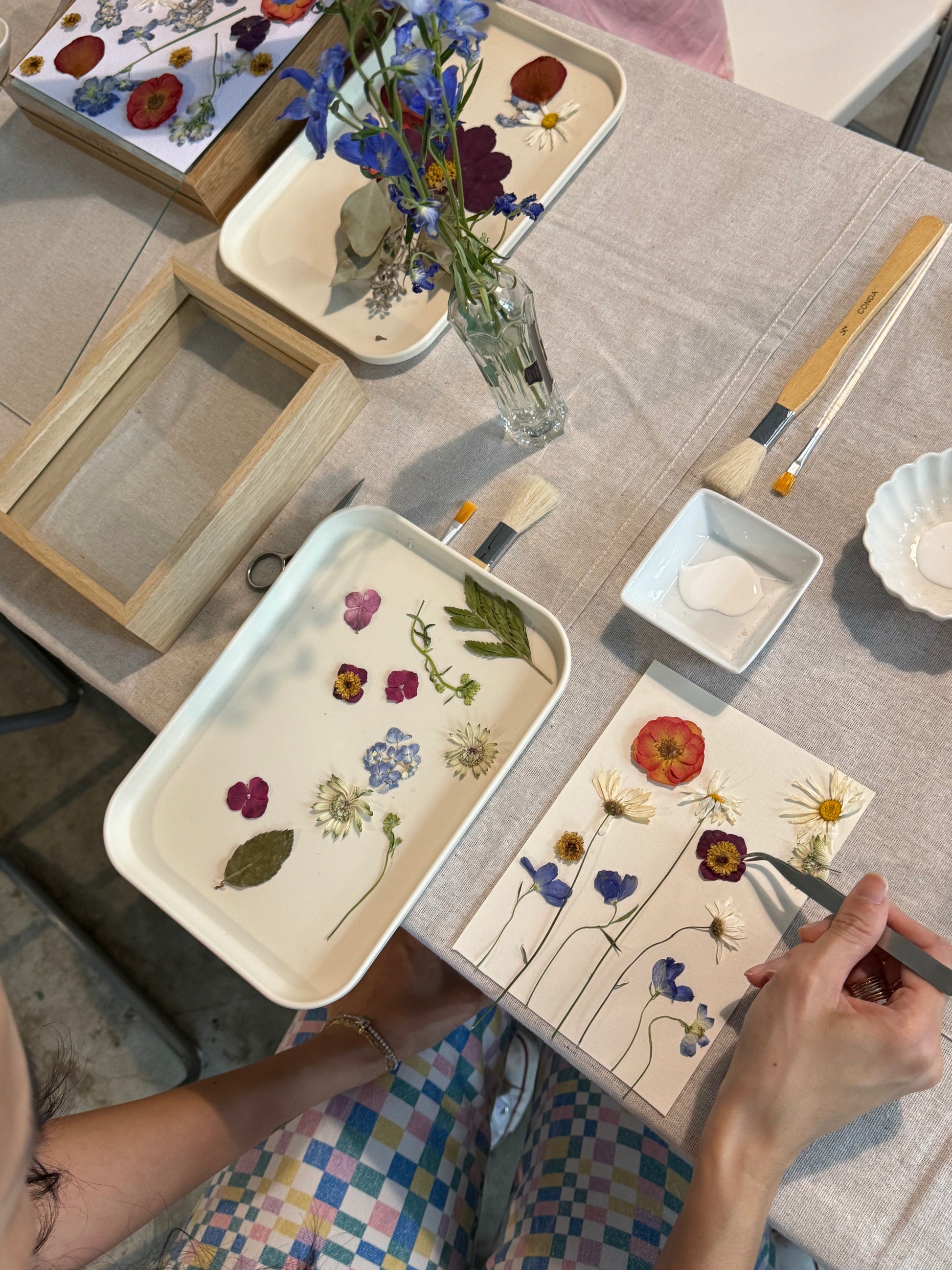 Little Botanists: A Pressed Flower Art Experience