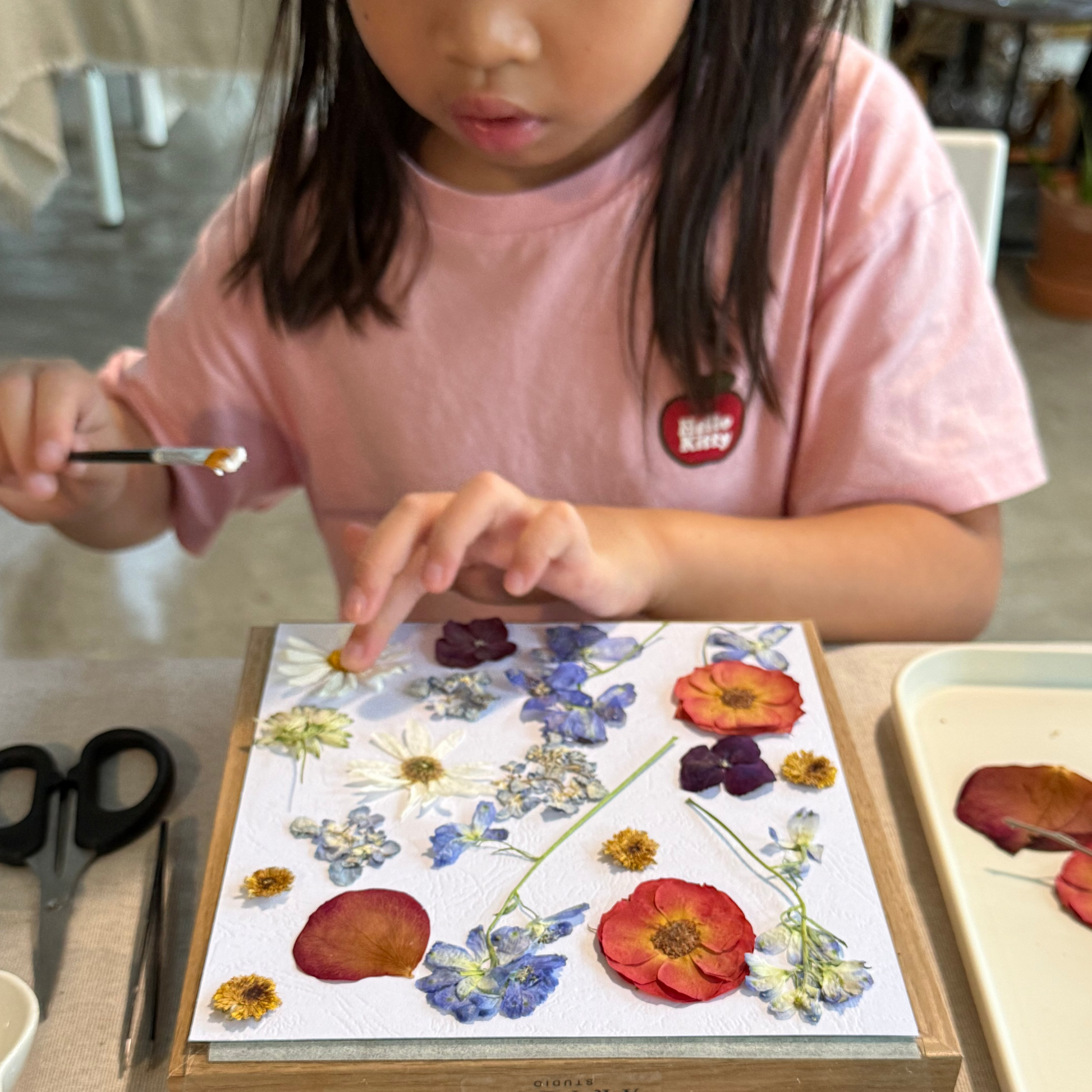 Little Botanists: A Pressed Flower Art Experience