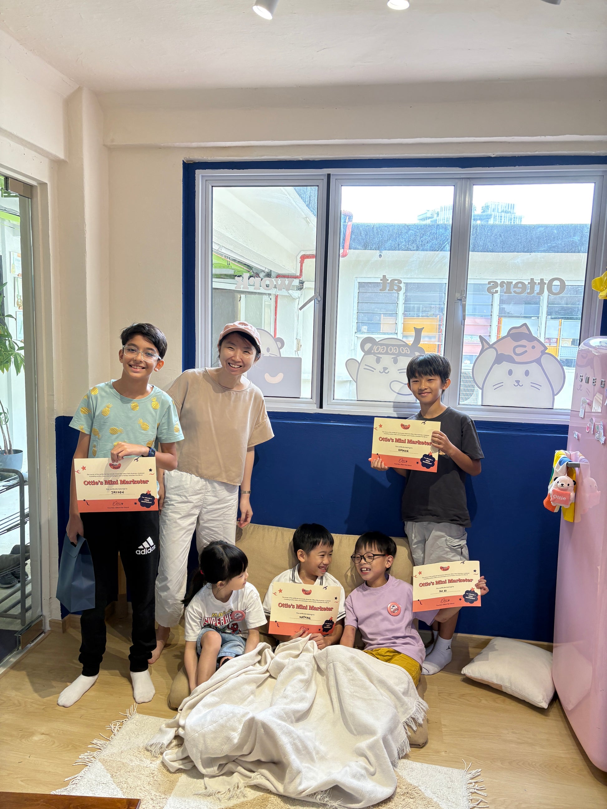 Ottie’s Splash & Sell: A Fun Intro to Marketing for Kids