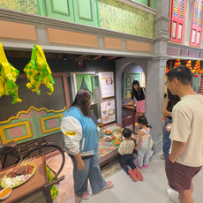 Family Culinary Adventure: Singapore’s Hawker Culture & Food Heritage