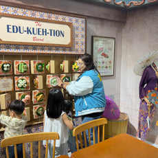 Family Culinary Adventure: Singapore’s Hawker Culture & Food Heritage