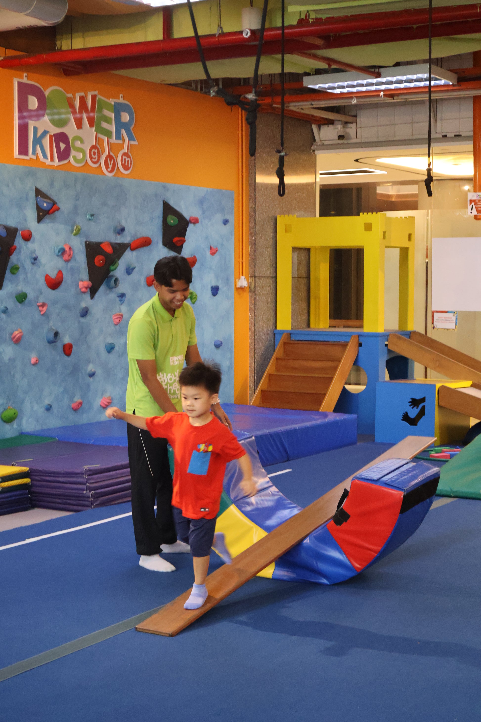 Active Play: Power Fun Gym Experience