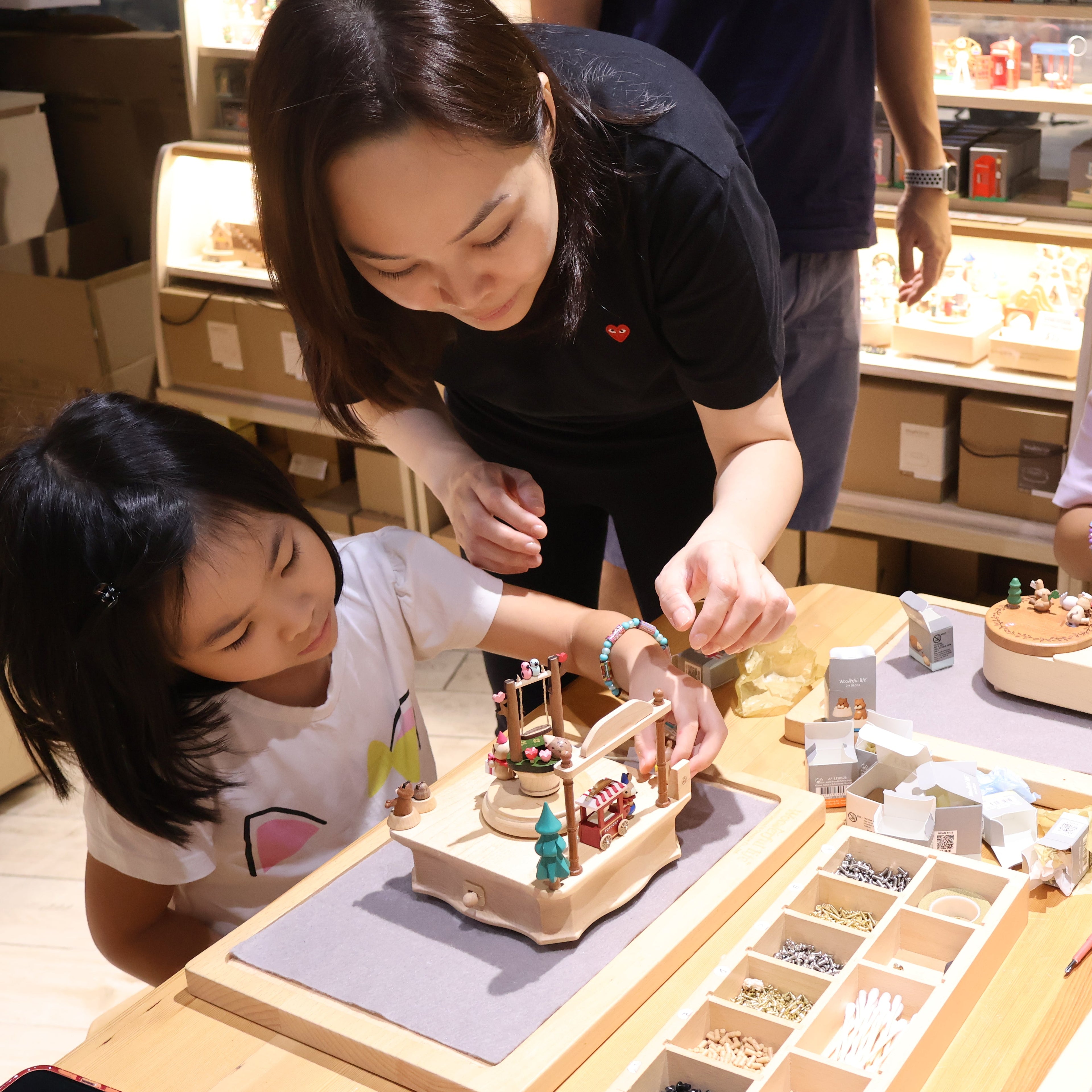 Design Your Own Personalized Music Box Workshop
