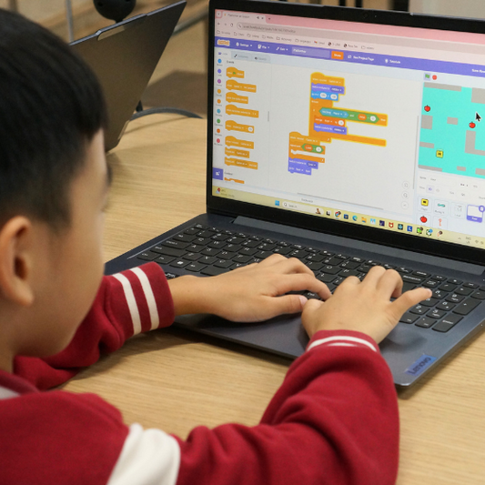 Step Into a Game Creator’s World - Scratch by MIT (Age 8 to 10)