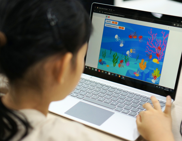 Step Into a Game Creator’s World - Scratch by MIT (Age 8 to 10)