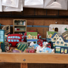 Build Your Own Moss Terrarium + Goldfish Scooping