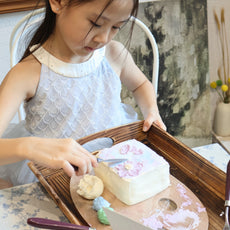 DIY Cake Painting Café Experience