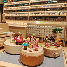 Design Your Own Personalized Music Box Workshop