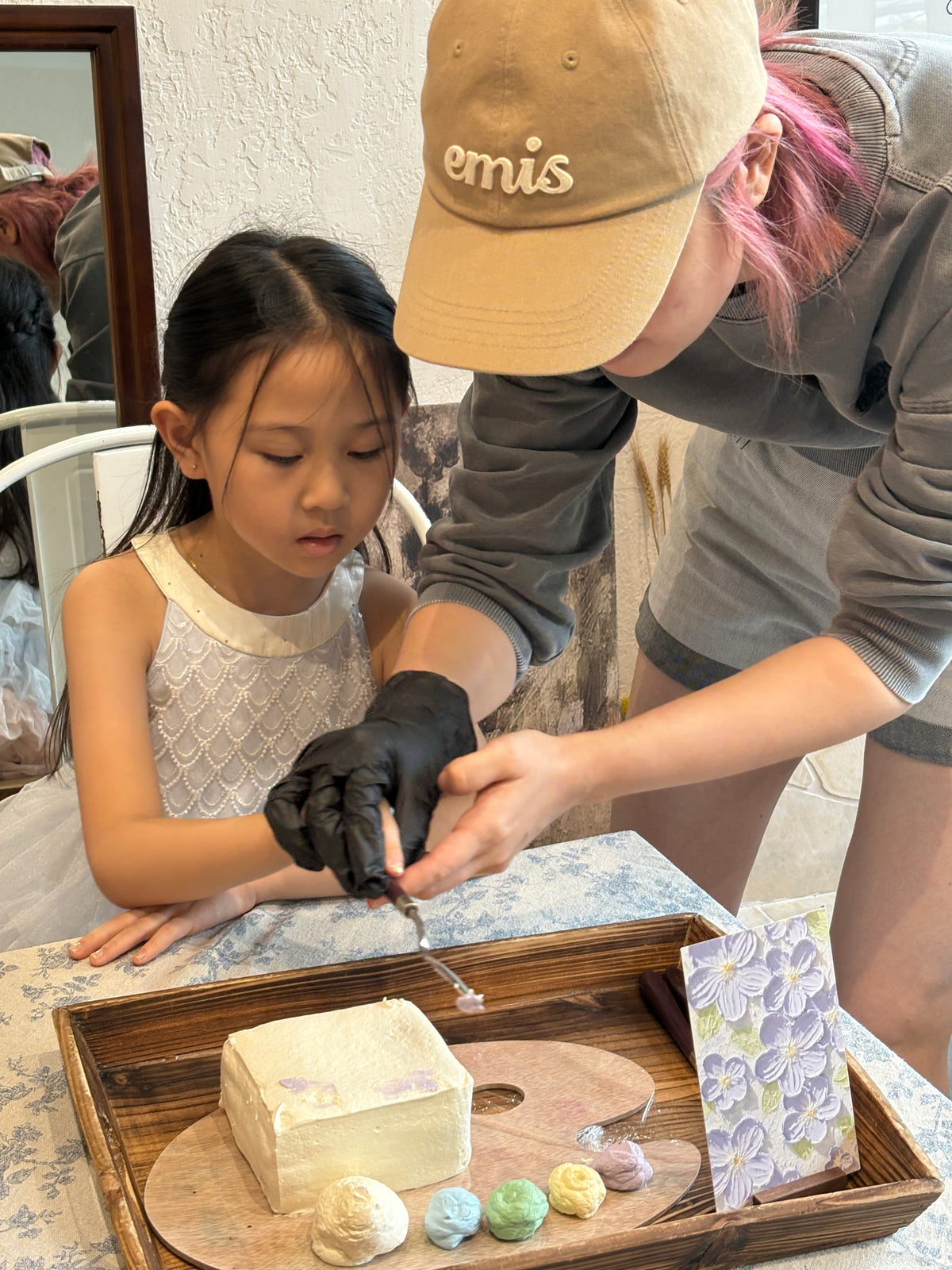 kids cake art workshop