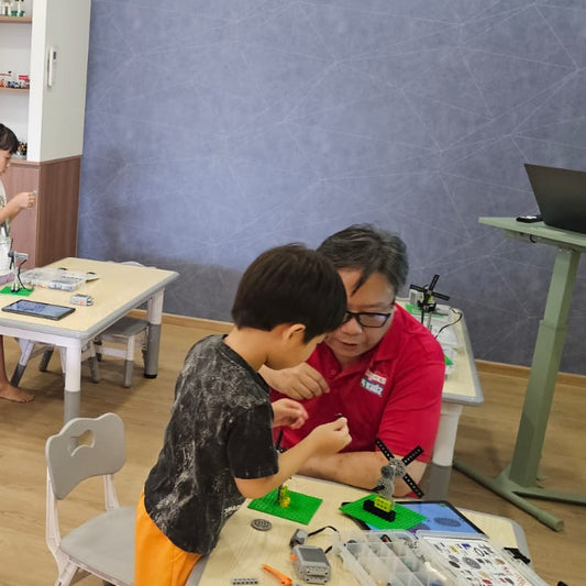 kids lego stem class
