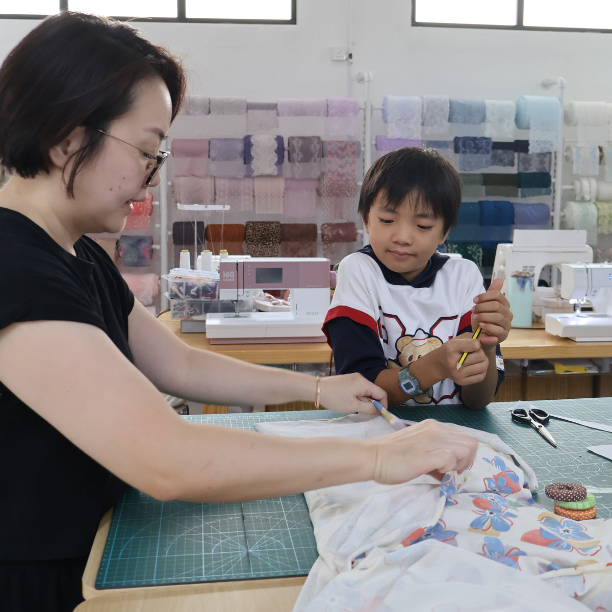 kids machine sewing class
