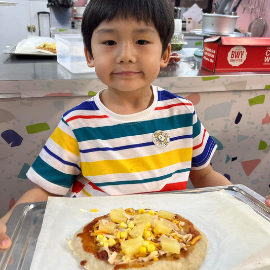 Make Your Own Pizza: Hands-on Fun for Little Chefs (2 pax)