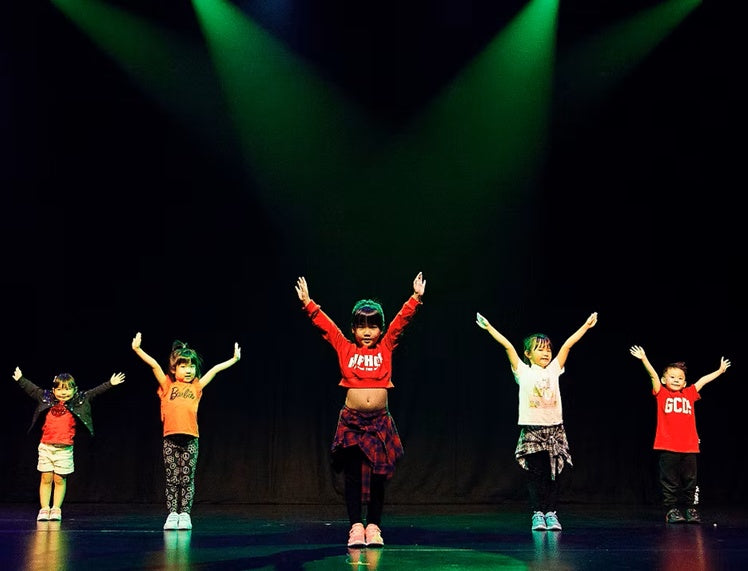 Hip Hop & K-Pop Dance Combo for Little Ones