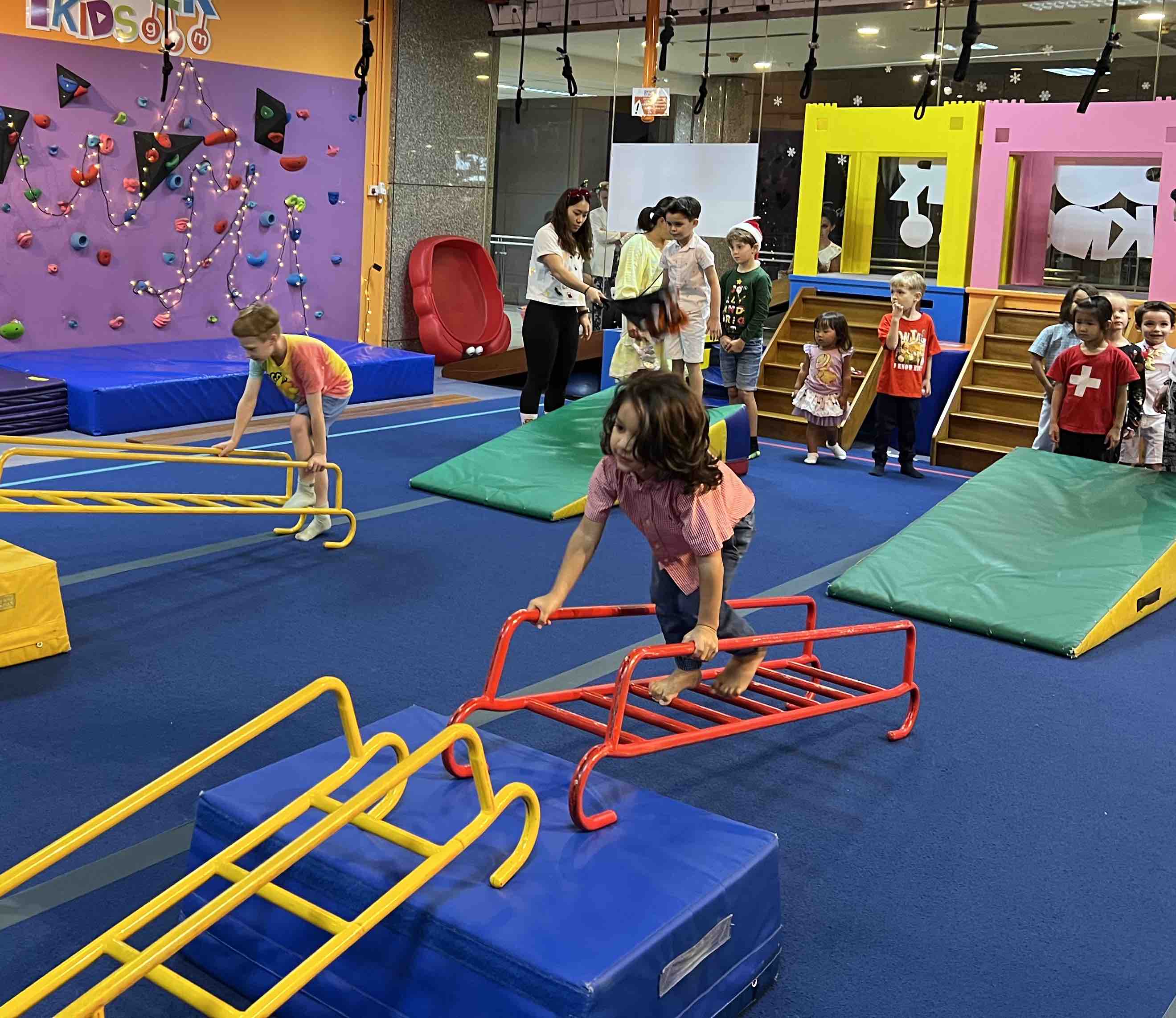 Active Play: Power Fun Gym Experience