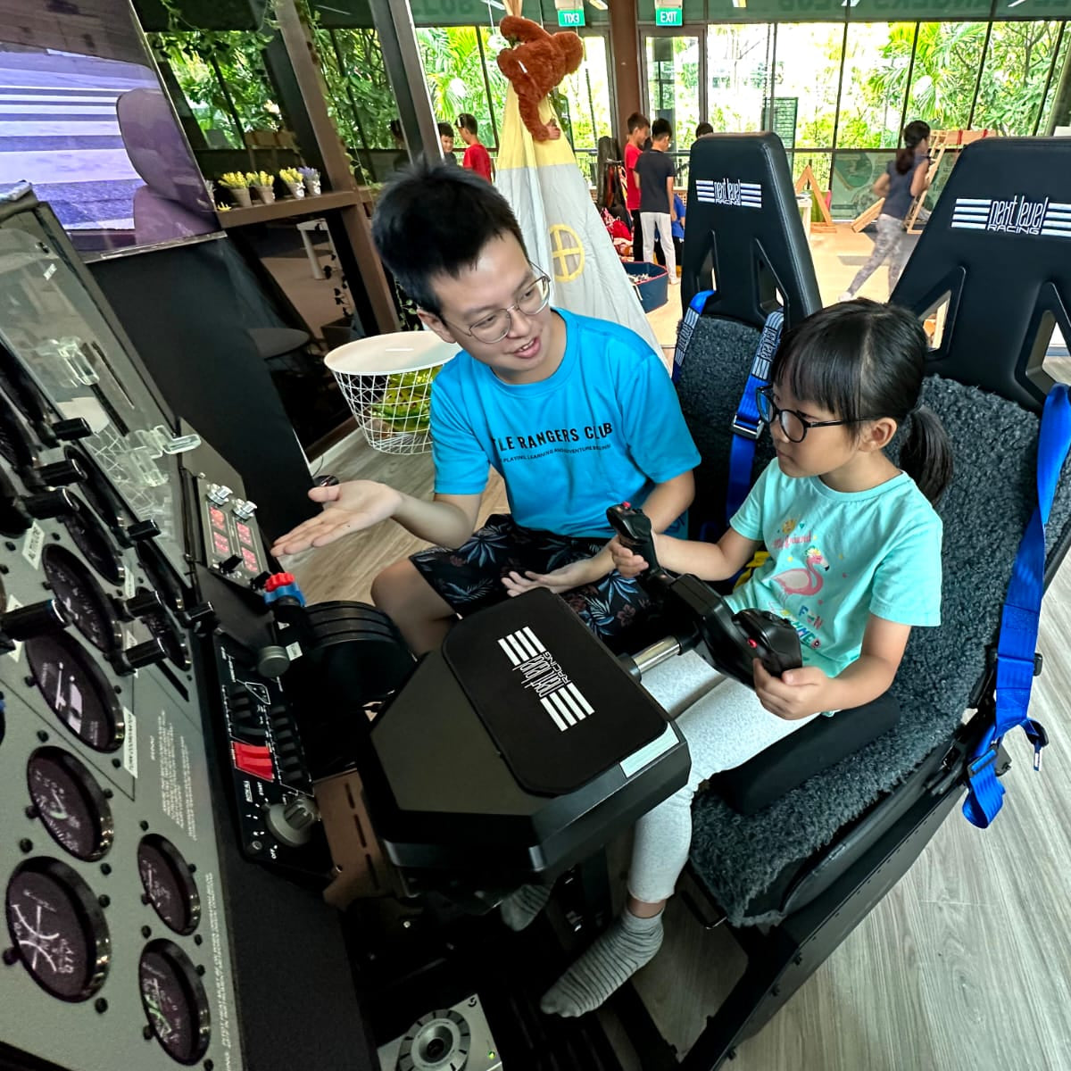 Junior Pilot Flight Simulator - Hands-On STEM Learning